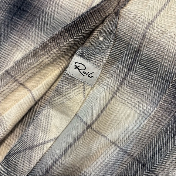 Rails Hunter Flannel Small White Gray Purple plaid - Picture 11 of 12